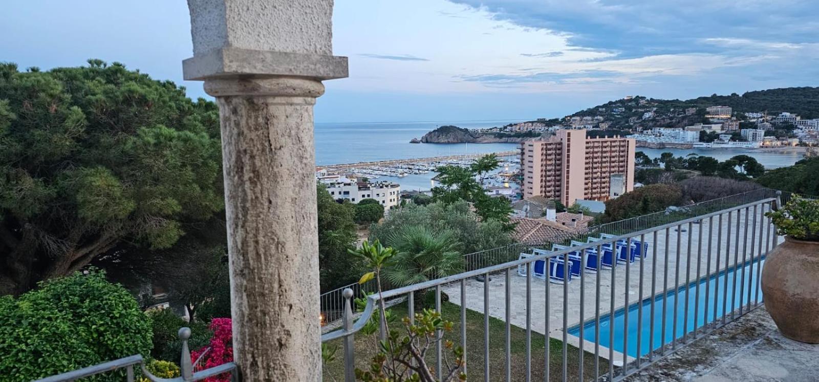 Villa Maricel Sant Feliu de Guíxols Eksteriør billede